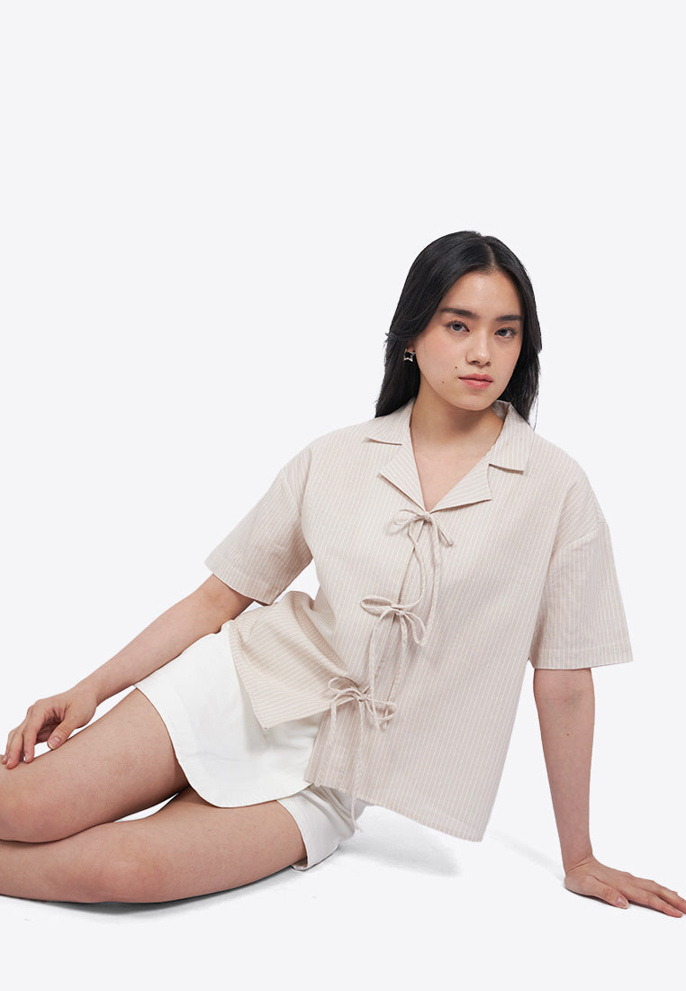 Tie Front Short Sleeve Blouse