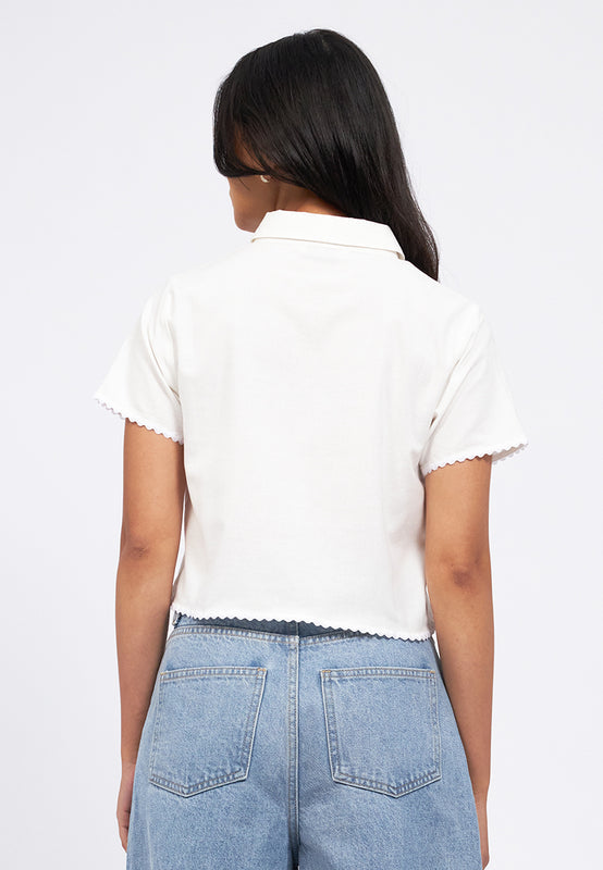 Scallop Trim Short Sleeve Crop Blouse