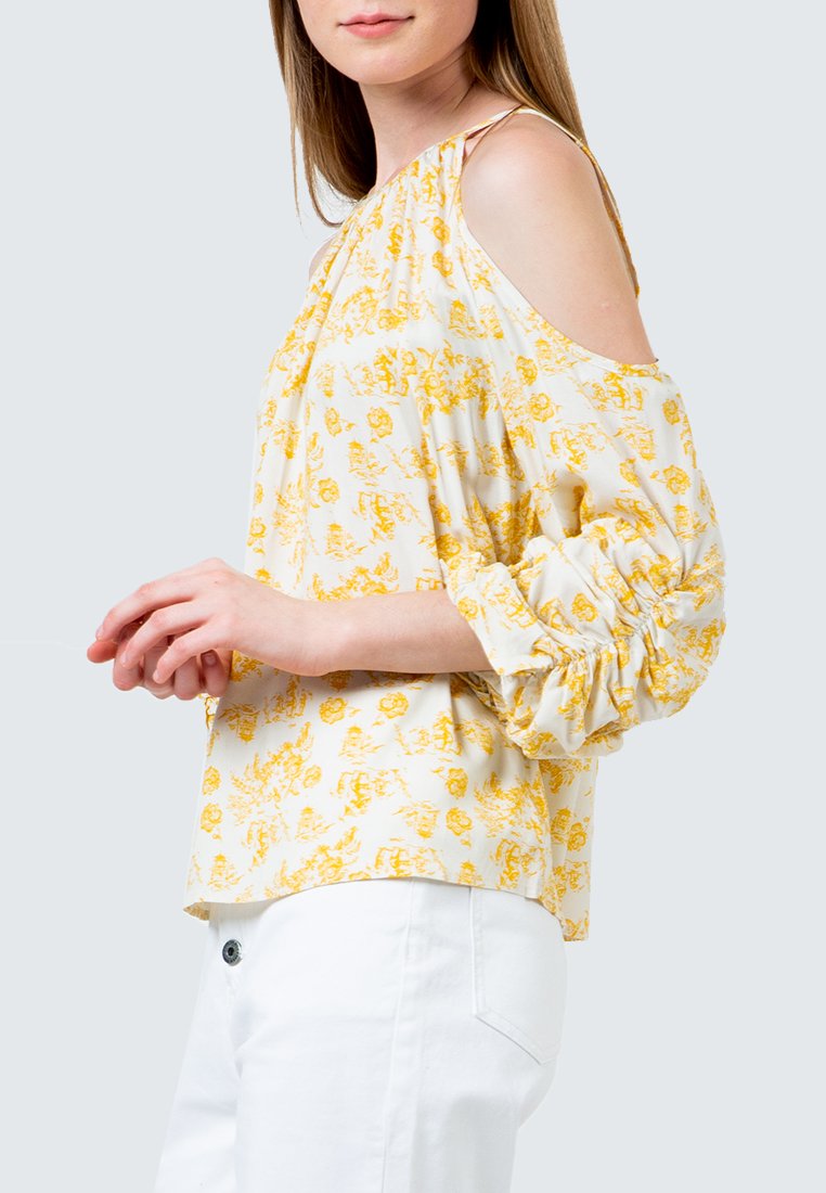 Cold Shoulder Printed Blouse