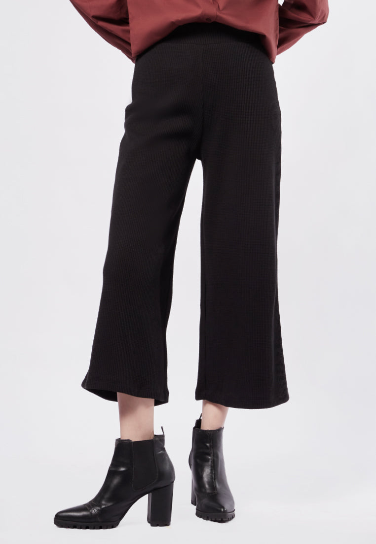Loose Fit Knit Pants