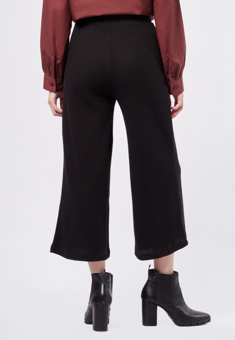 Loose Fit Knit Pants