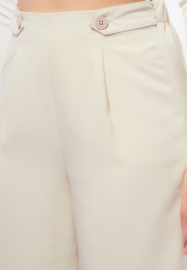Cullotes With Button Details