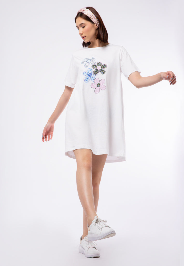 Graphic T-shirt Dress