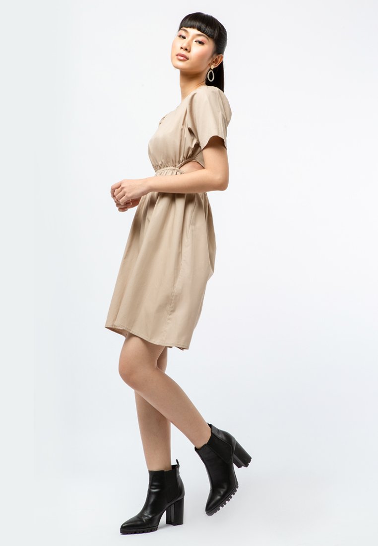 Cut Out Midi Dress