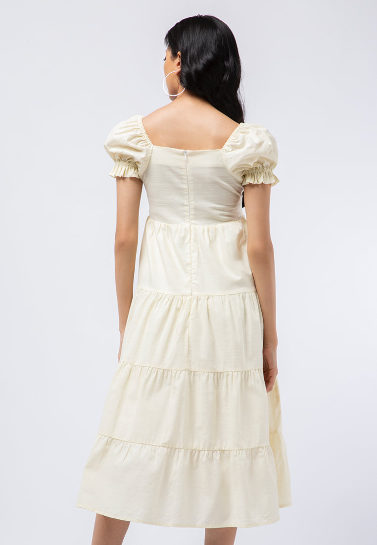 Tiered Dress with Puff Sleeves