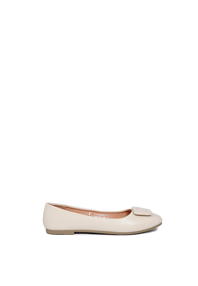 Off White Flat Shoes