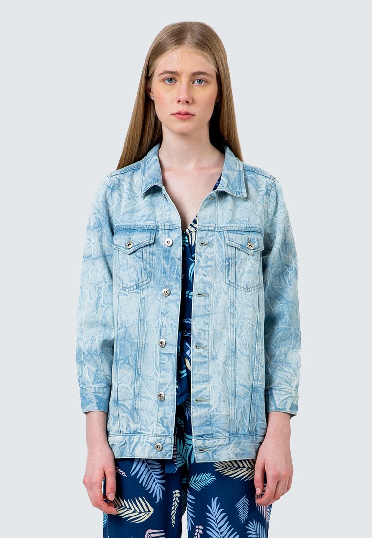 Acid washed Crinckle Denim Jacket