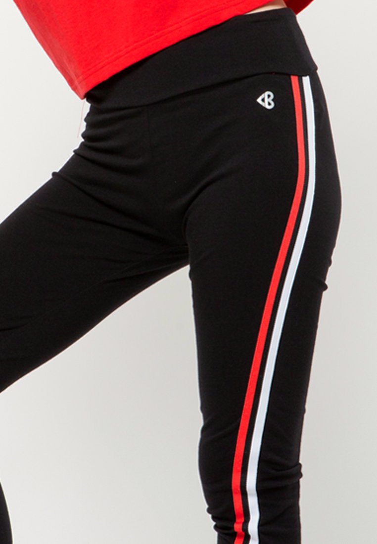 Legging with details