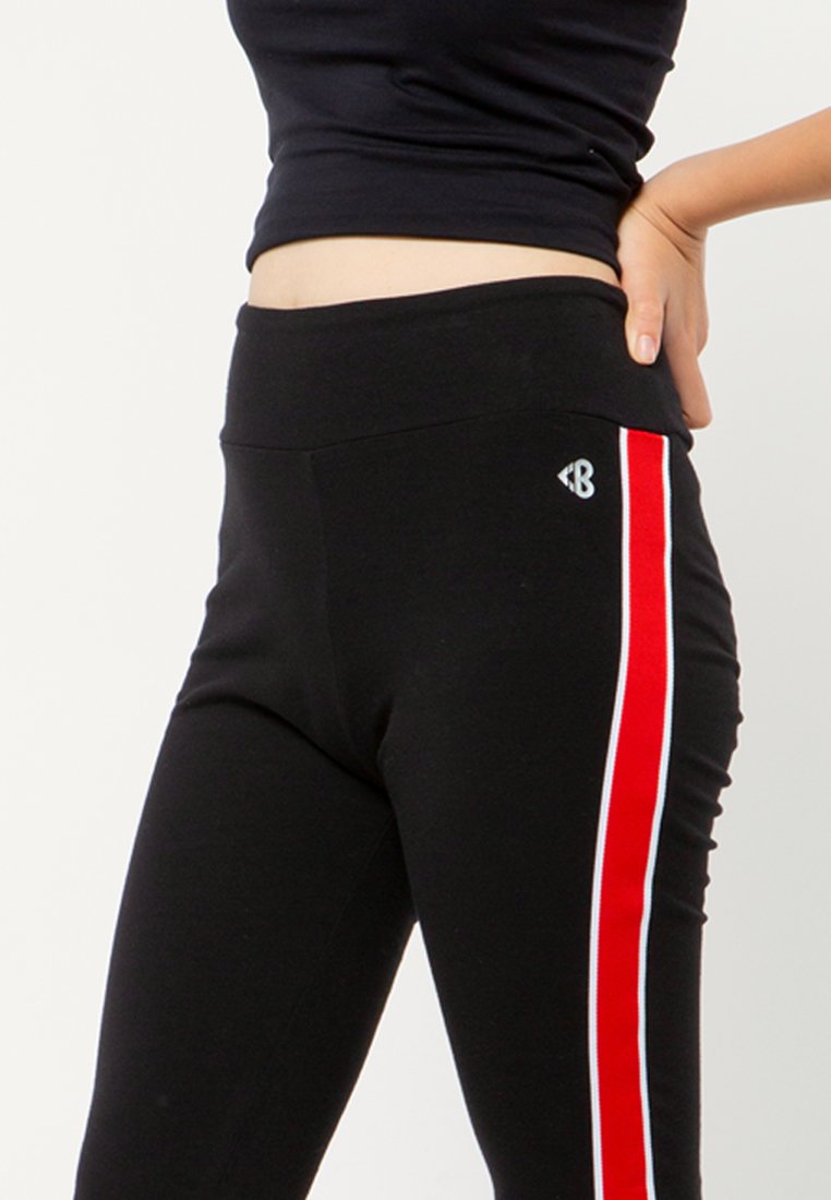 Legging with details