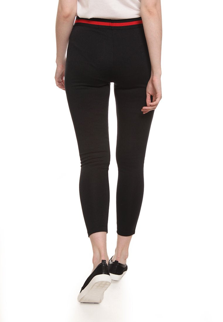 Legging With Details