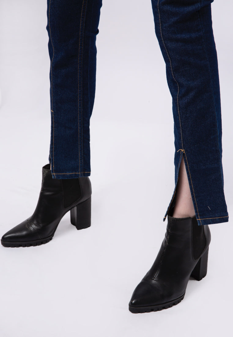 Slit Flare Jeans