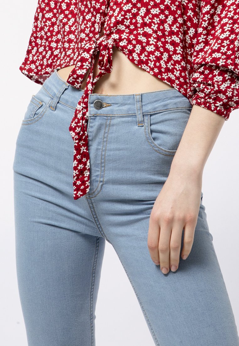 Cropped Flare Denim Pants