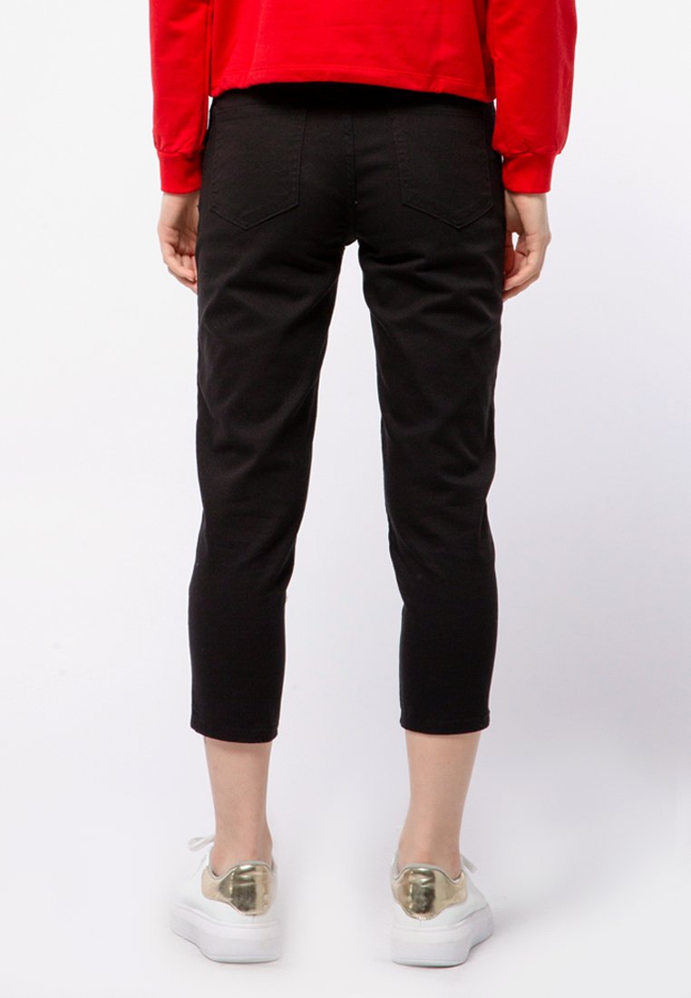 Capri Denim Pants