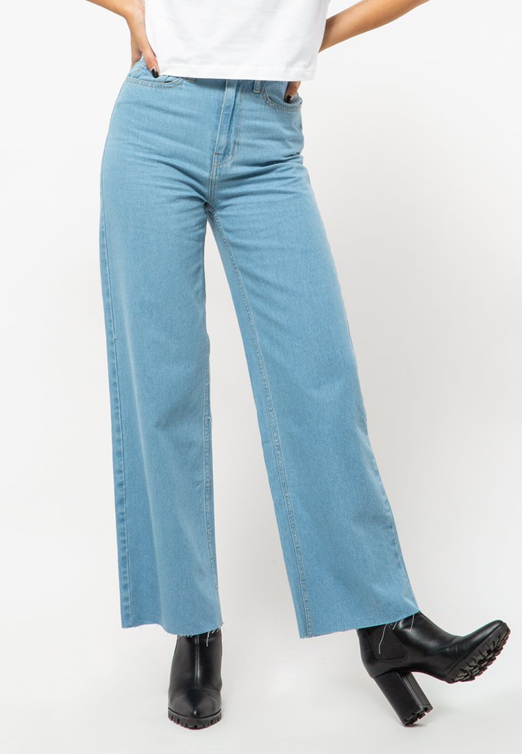 Wide Leg Denim