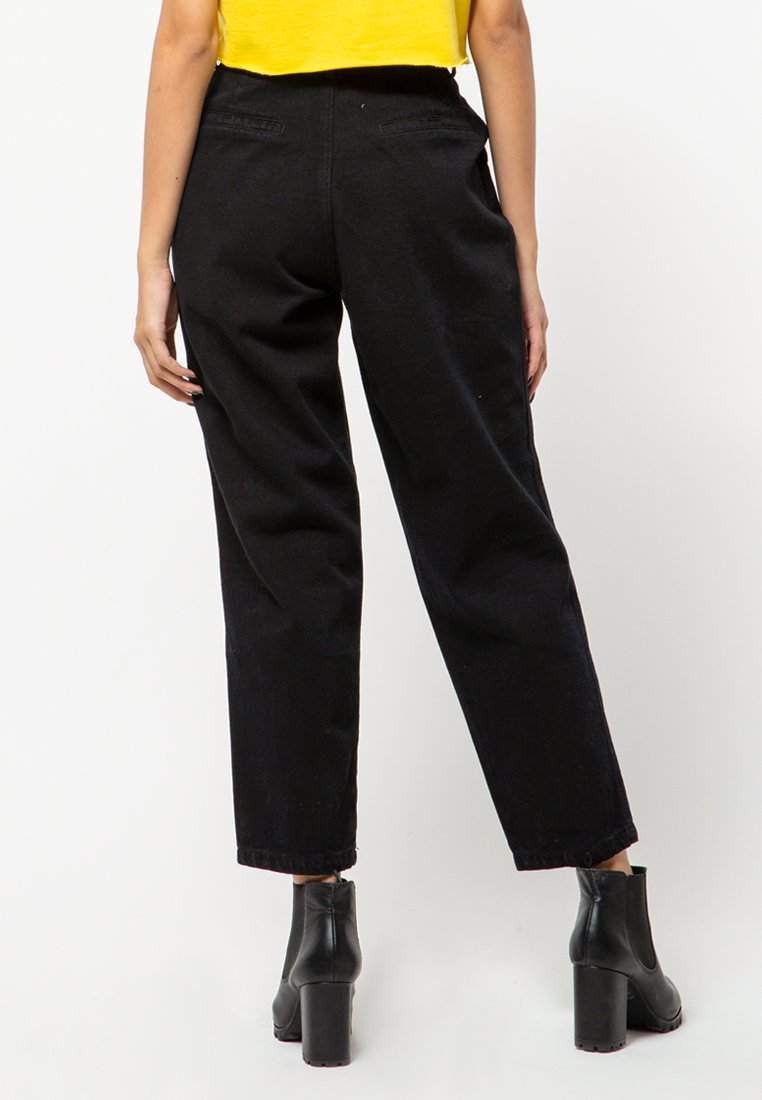 Slouchy Jeans