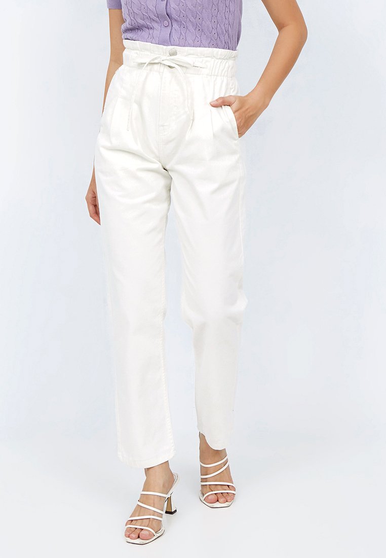 Paperbag Denim Pants
