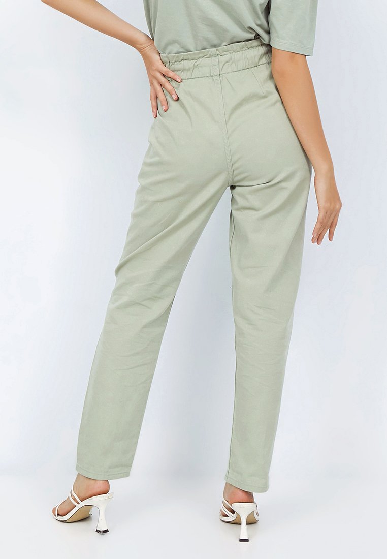 Paperbag Denim Pants