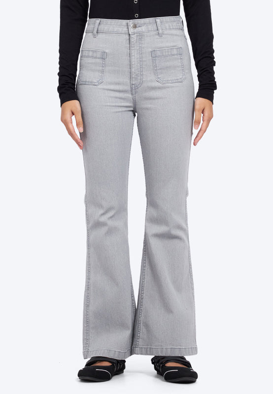 Double Pocket Flared Denim Pants