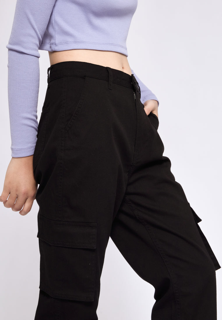 Straight Fit Cargo Denim Pants