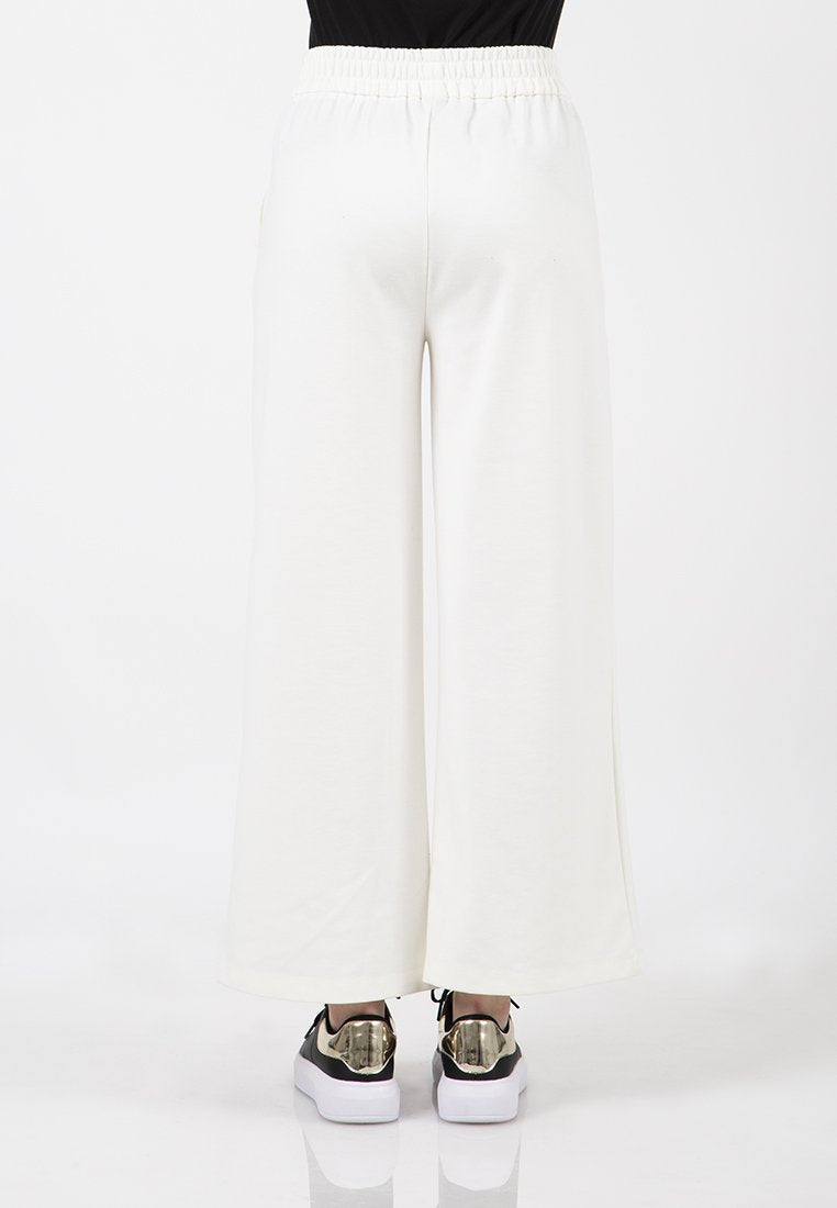 Wide leg pants