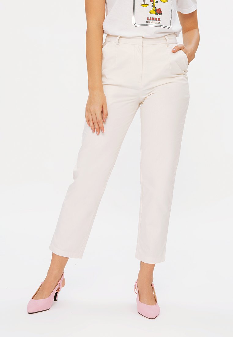 Chino Pants