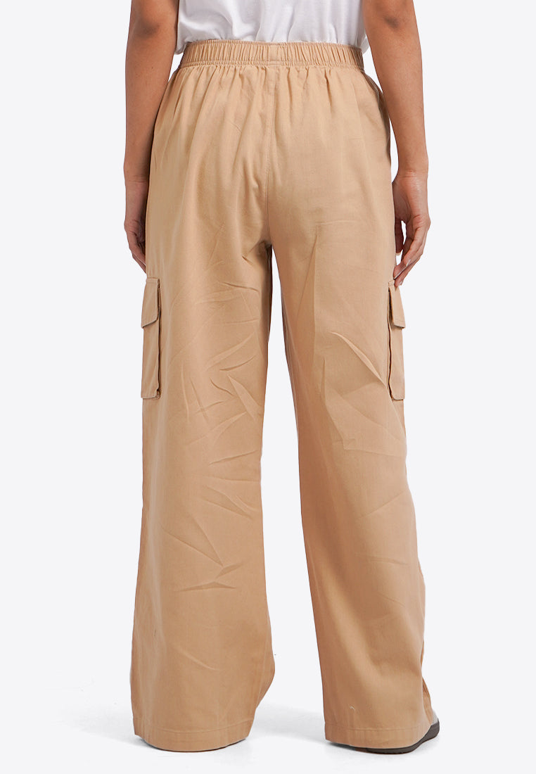 Wide Leg Cargo Pants
