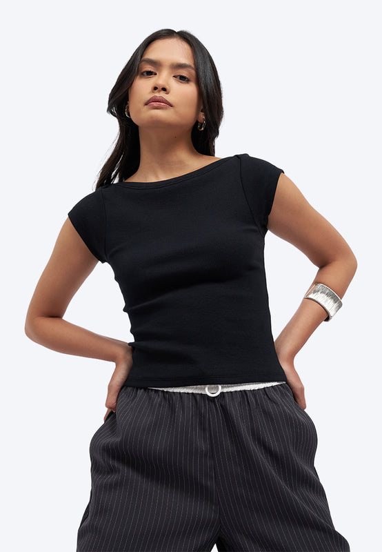 Boat Neck Sleeveless Top