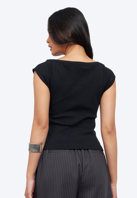 Boat Neck Sleeveless Top