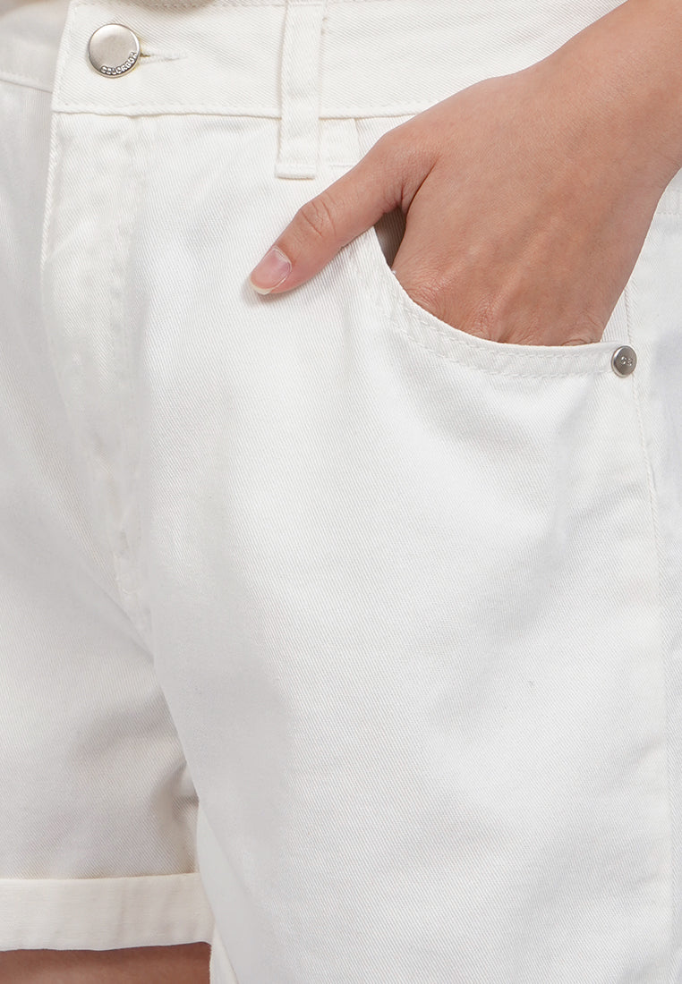 Rolled Up Short Pants