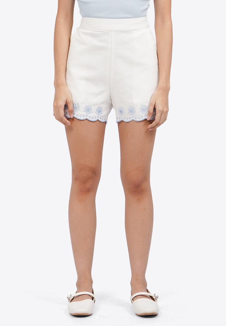 Contrast Embroidered Shorts Off White
