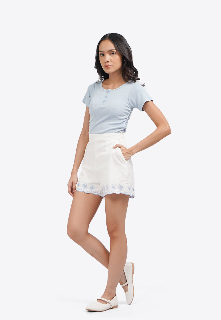 Contrast Embroidered Shorts Off White