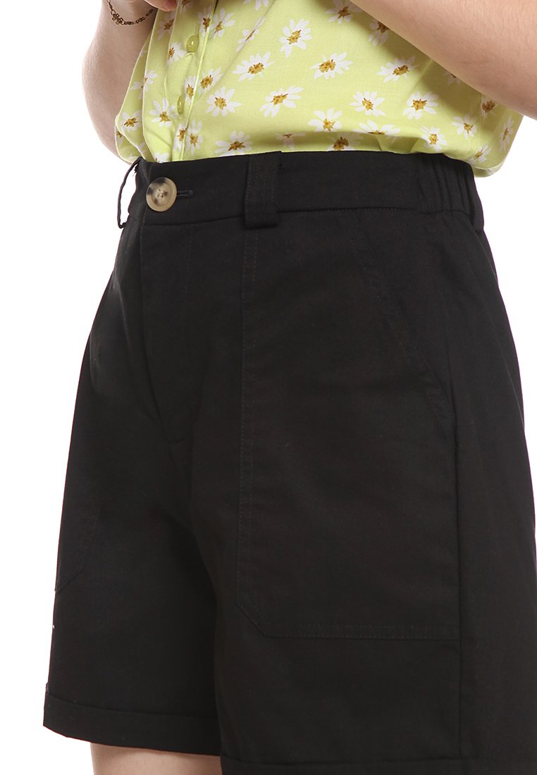 Basic Cargo Bermuda Short