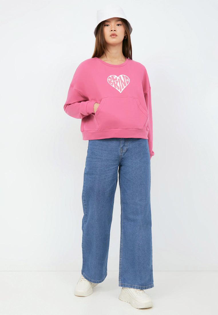 Baggy Sweatshirt with Front Pocket
