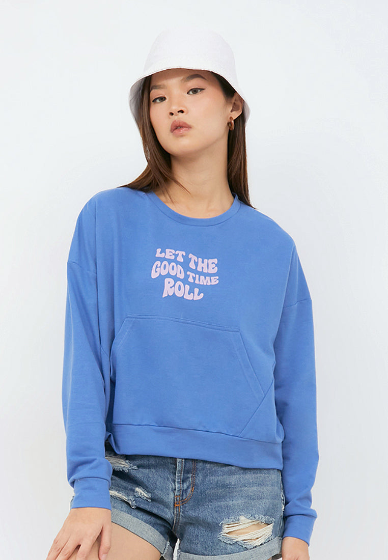 Baggy Sweatshirt with Front Pocket