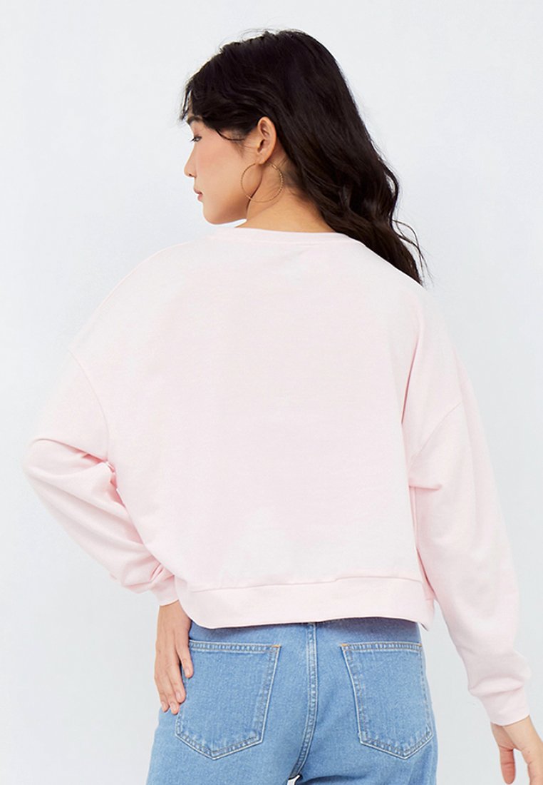 Long Sleeve Graphic Sweatshirt