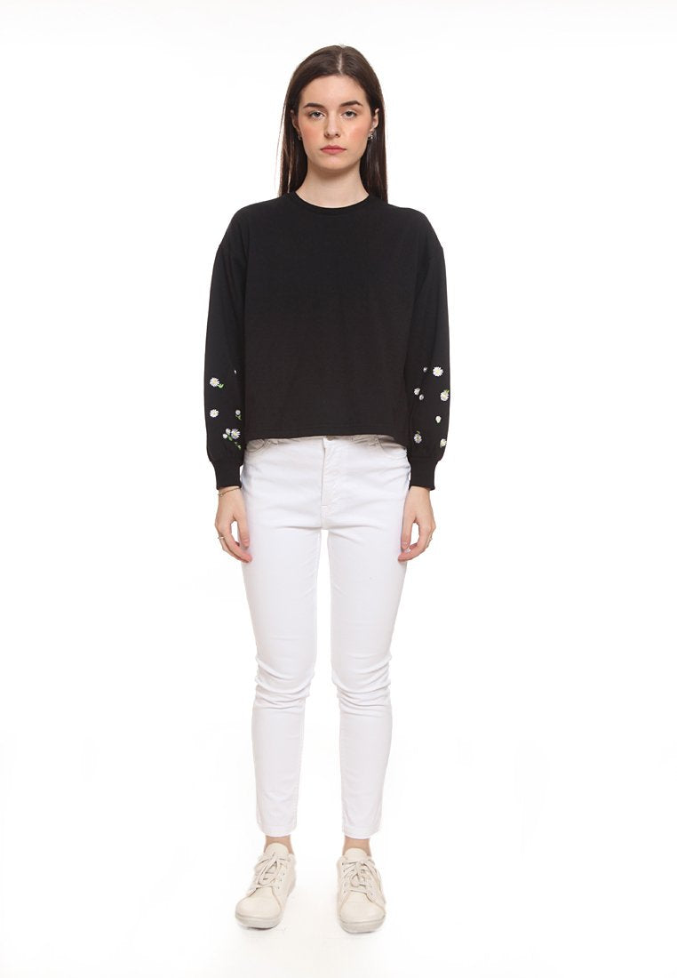 Floral Embroidered Sweatshirt