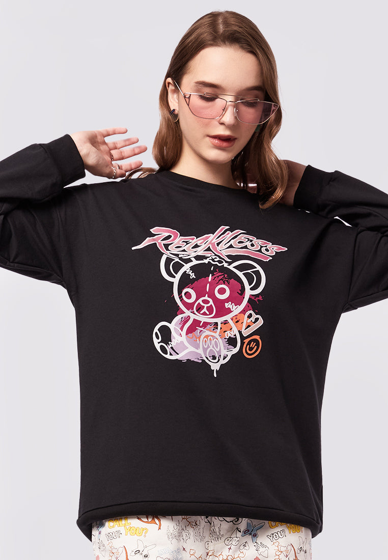 Oversized Long Sleeve Graphic Sweatshirt