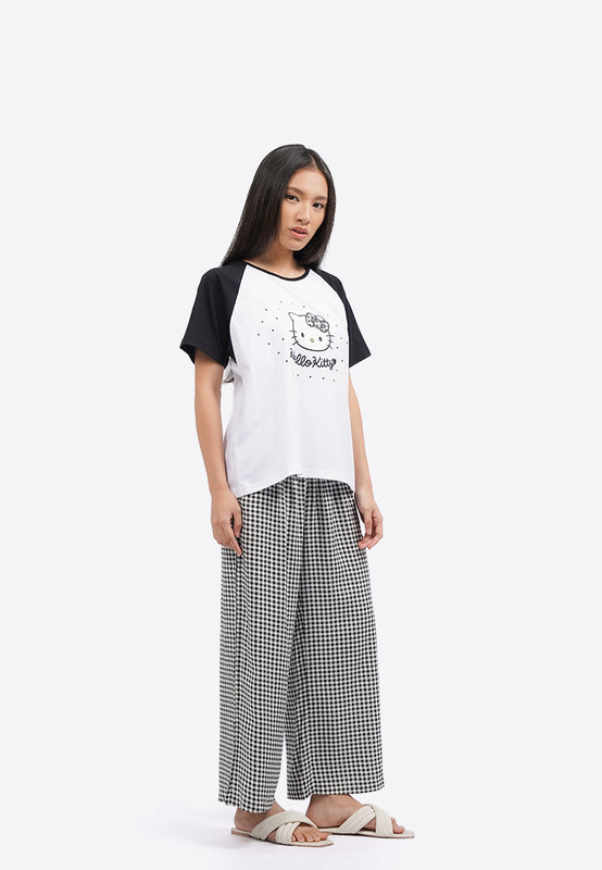Hello Kitty Short Sleeve Pajama Set