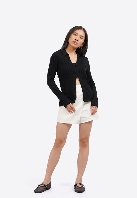 Long Sleeve Knit Top with Button