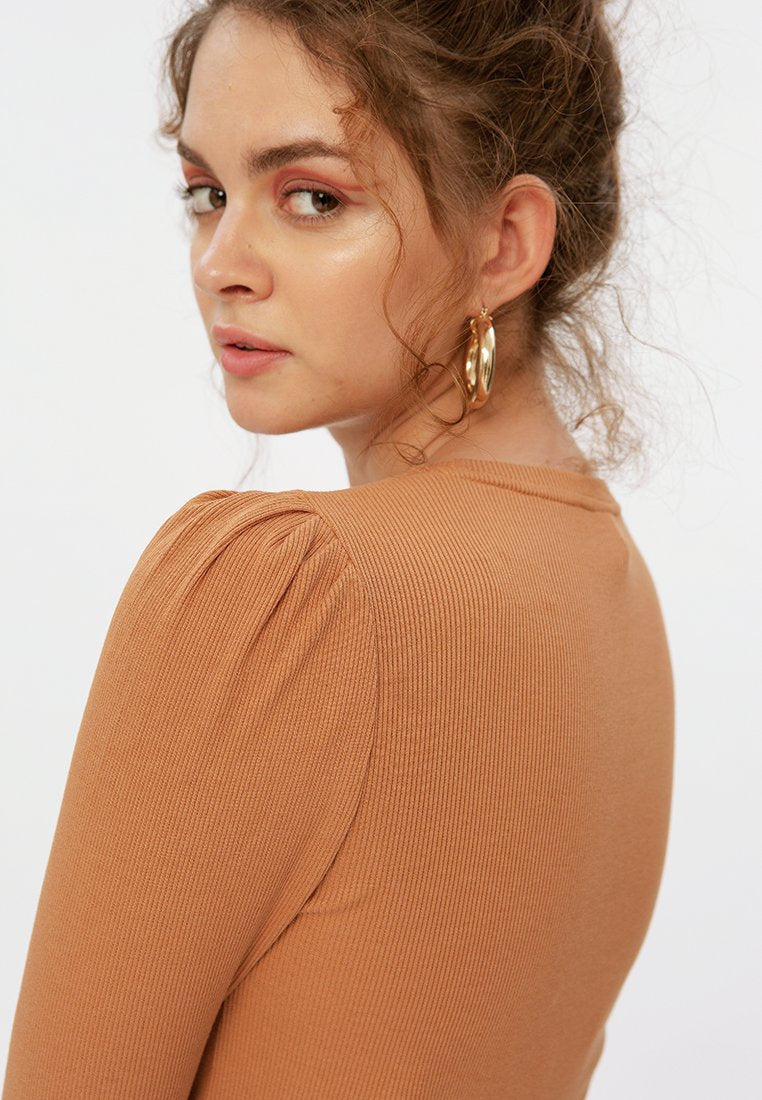 Puff Sleeves T-shirt