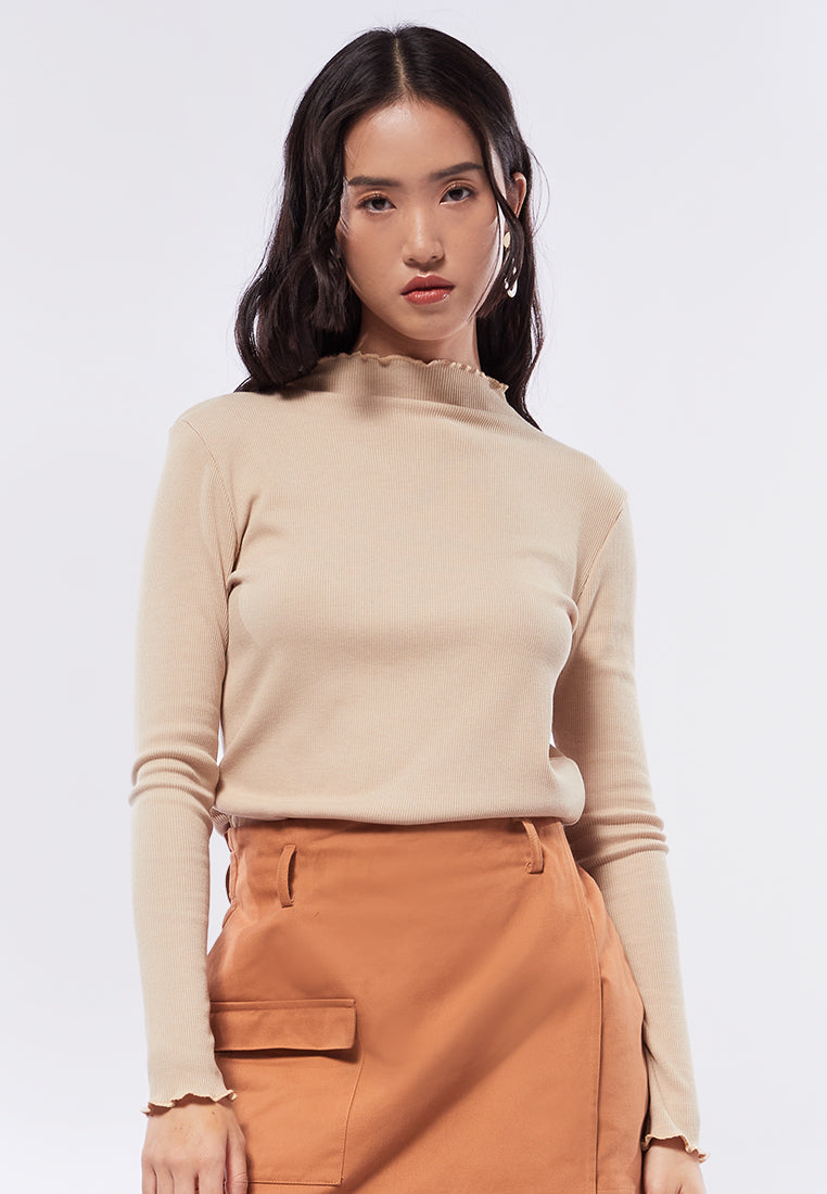 Long Sleeve Top with Lettuce Hem