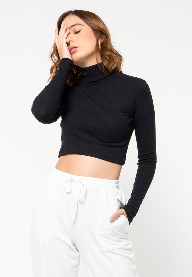 High Neck Long Sleeves