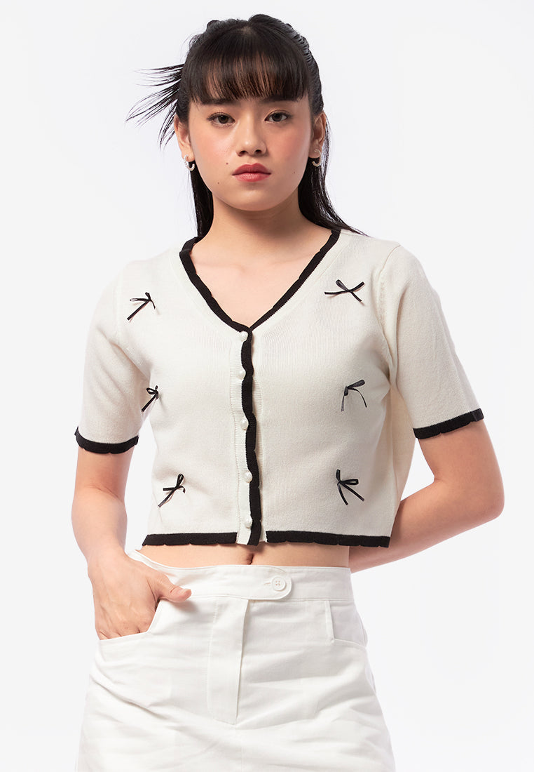 Short Sleeve Top with Contrast Ribbon Off White