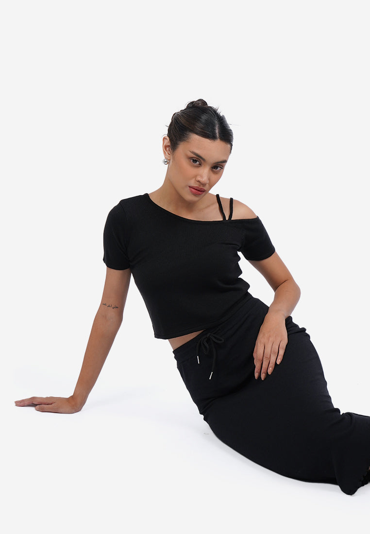 Asymmetric Knit Crop Top Black