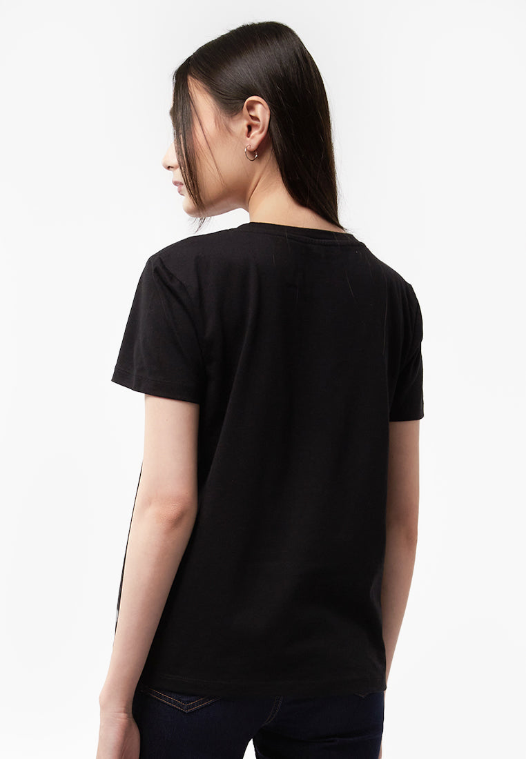 Round Neck Graphic T-Shirt