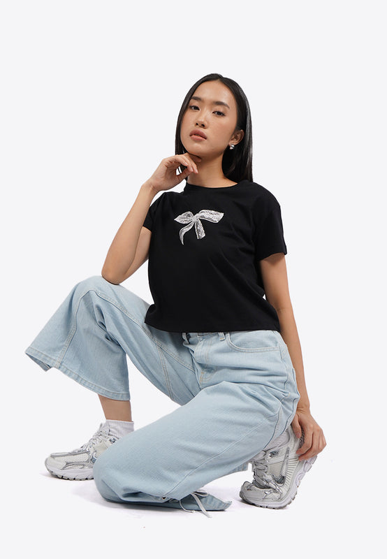 Short Sleeve Graphic Crop T-Shirt