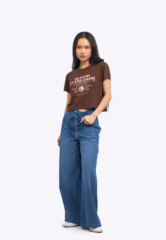 Short Sleeve Graphic Crop T-Shirt