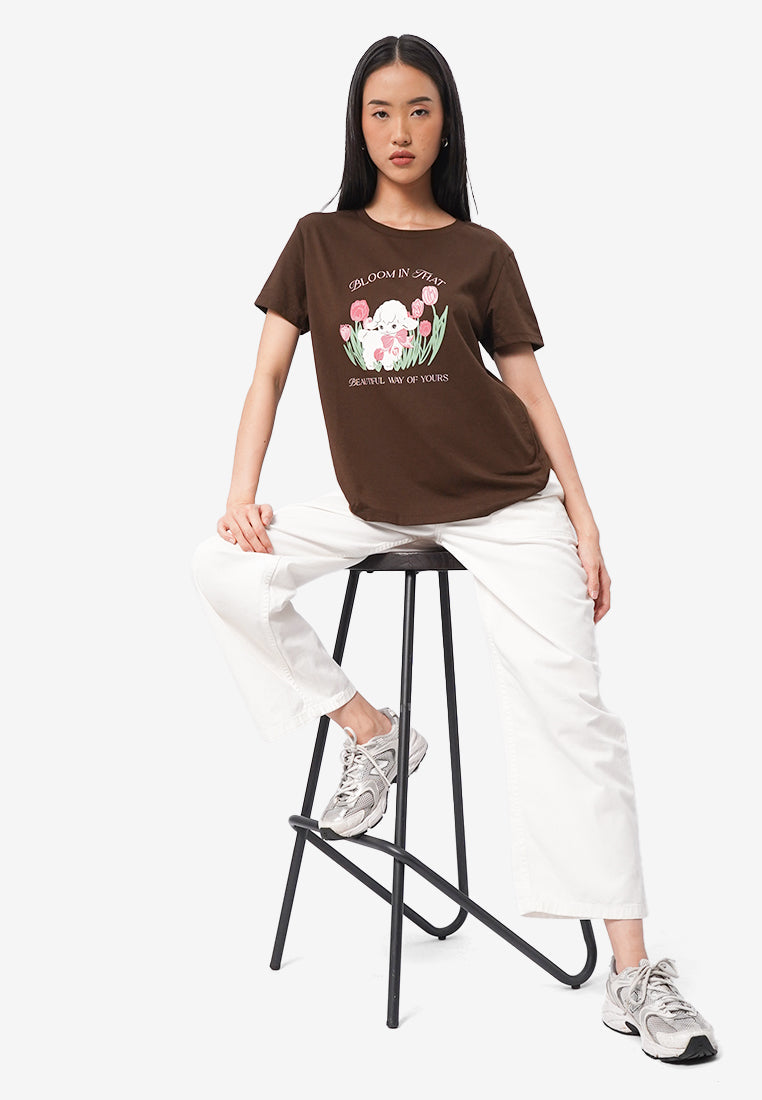 Round Neck Graphic T-Shirt Brown