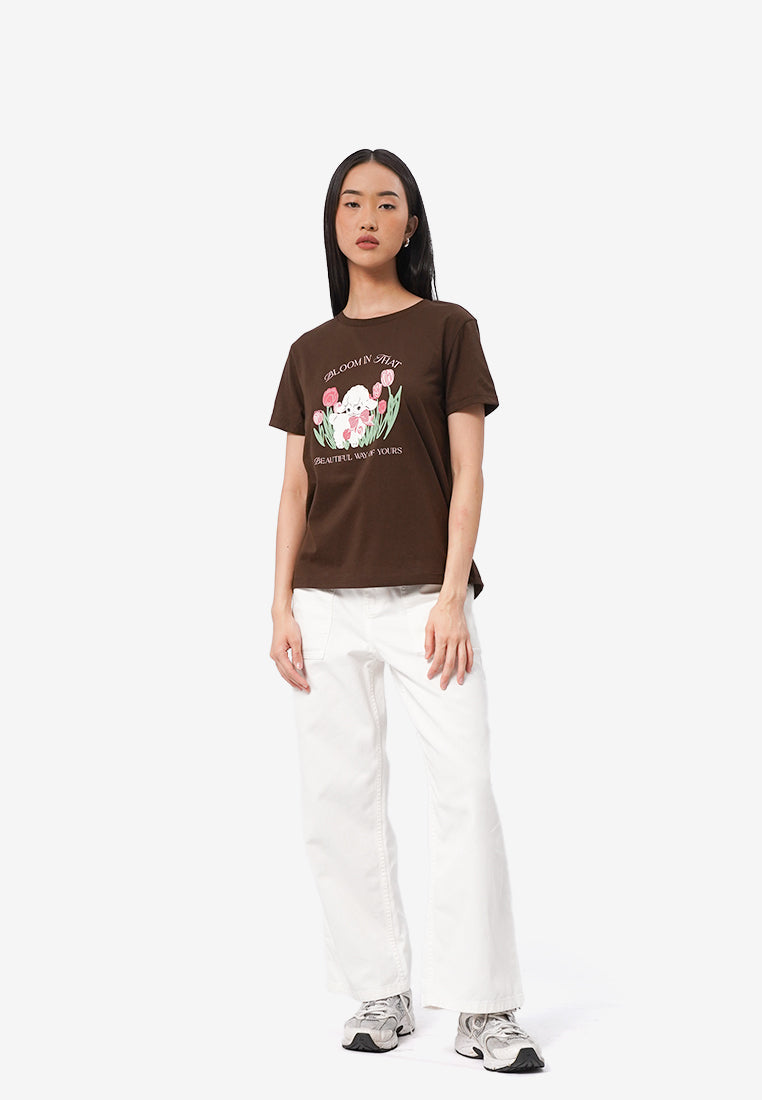 Round Neck Graphic T-Shirt Brown