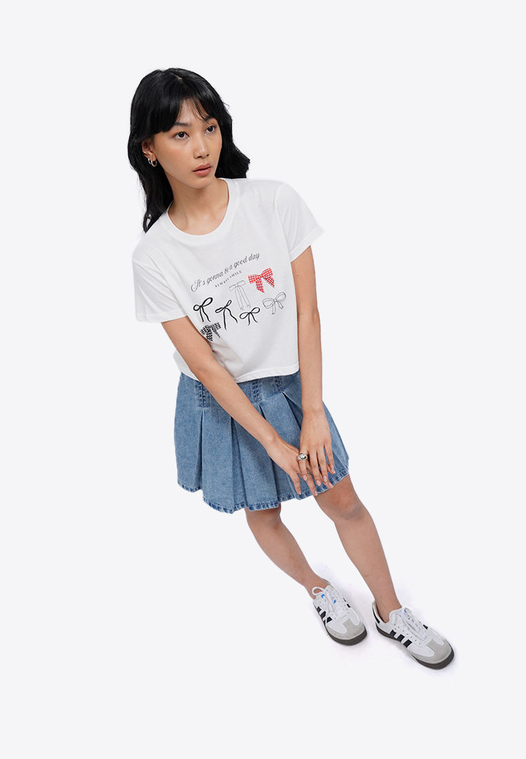Short Sleeve Graphic Crop T-Shirt